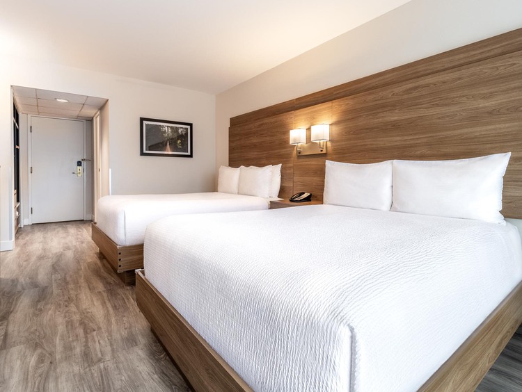 Two Queen beds at accommodations in Vancouver