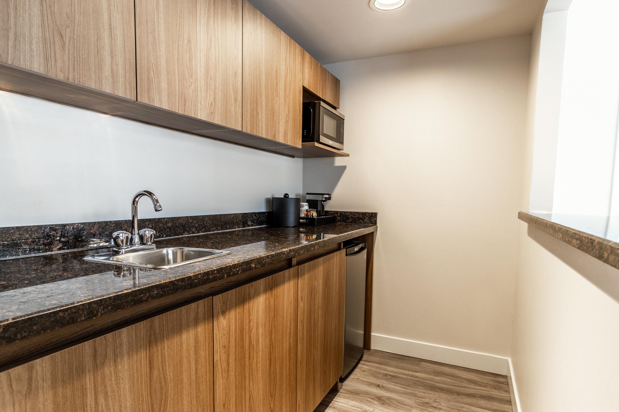 Kitchenette in hotel room