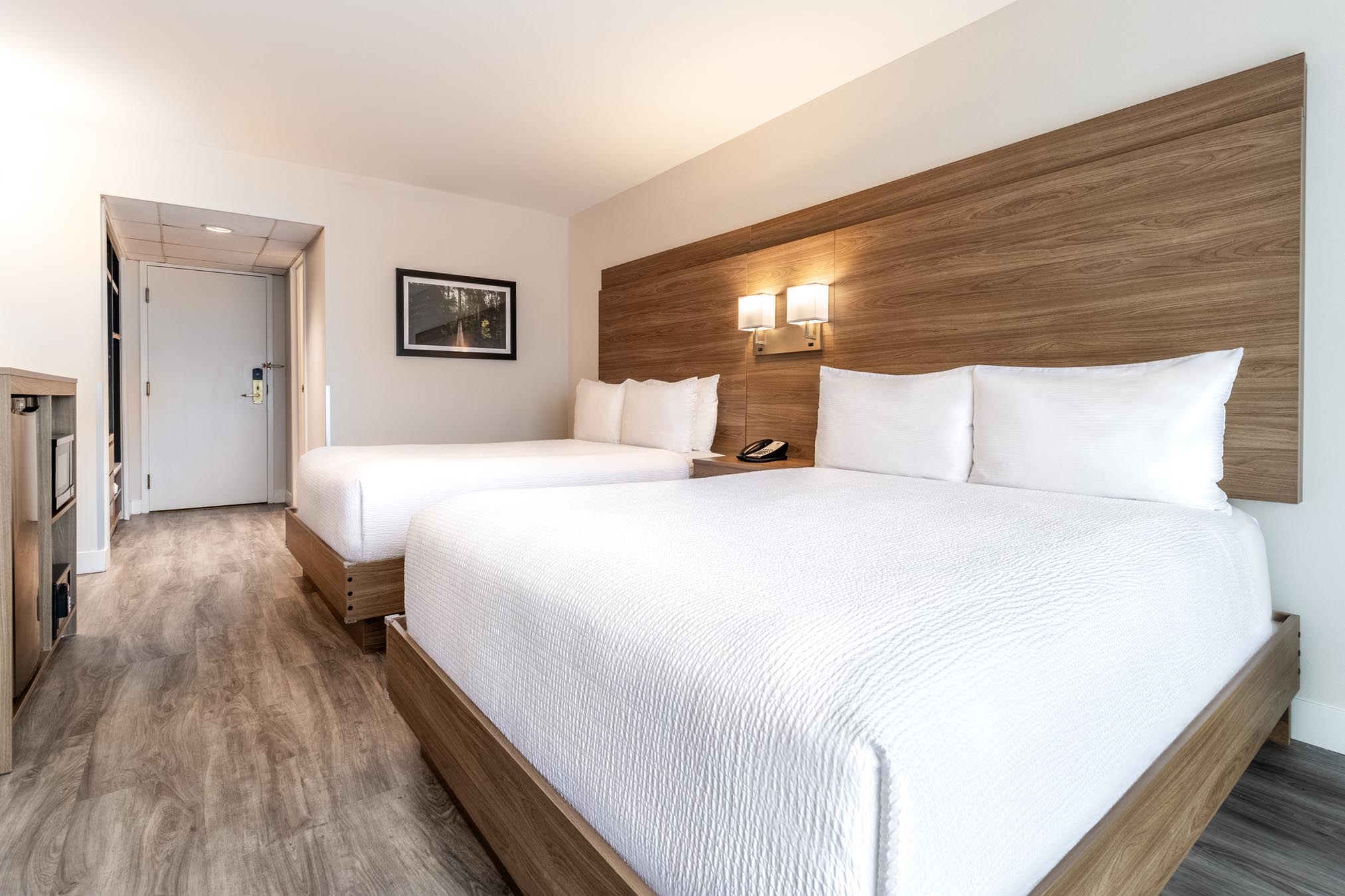 Two Queen beds at accommodations in Vancouver